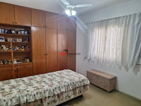 Imagem Sobrado à venda 3 Quartos, 1 Suite, 2 Vagas, Santa Maria, Santo André - SP