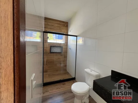 Imagem Casa 2 Quartos, sendo 1 Suíte, Piscina, em Itaipuaçu