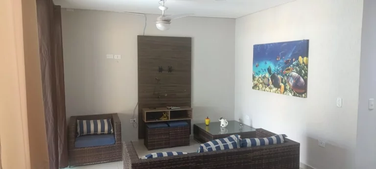 Imagem Sobrado com 4 dormitórios à venda, 220 m² por R$ 600.000,00 - Praia do Sapê - Ubatuba/SP