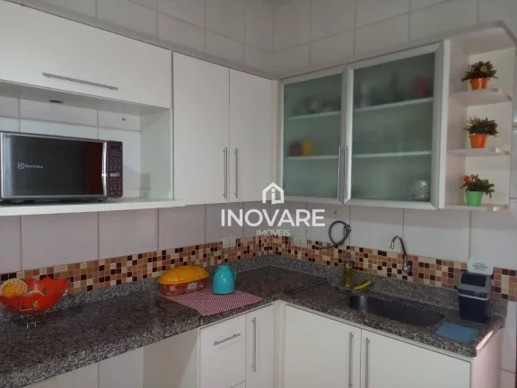Imagem Casa com 3 dormitórios à venda, 180 m² por R$ 800.000,00 - Setor Santos Dumont - Itumbiara/GO