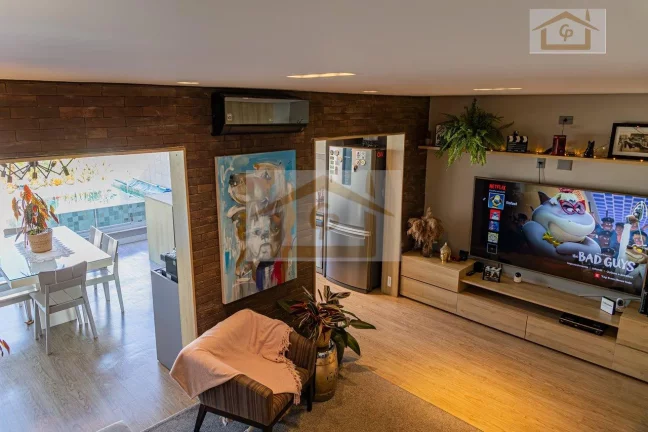 Imagem Casa com terreno 212,16 metros, 3 quartos, 2 vagas *piscina