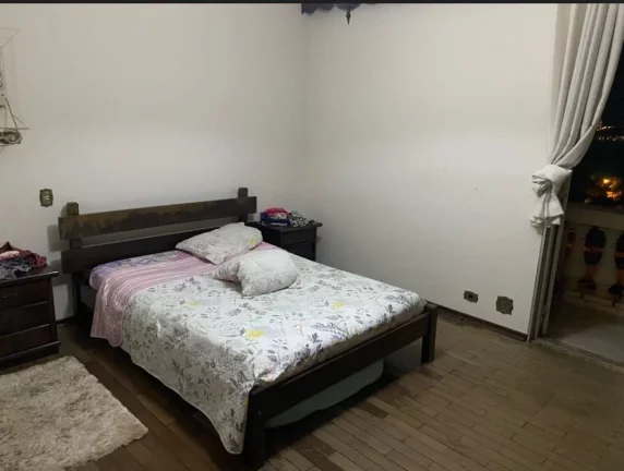 Imagem Apartamento para vender no bairro Centro Edifício Solar Visconde Arantes Sala 2 ambientes com varan...
