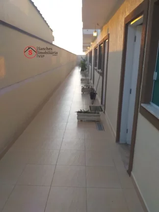Imagem SOBRADO A VENDA EM CONDOMINIO FECHADO, 2 DORM, SENDO 2 SUÍTES E 2 VAGAS DE GARAGEM COBERTAS. LAZER COM PISCINA E CHURRASQUEIRA.