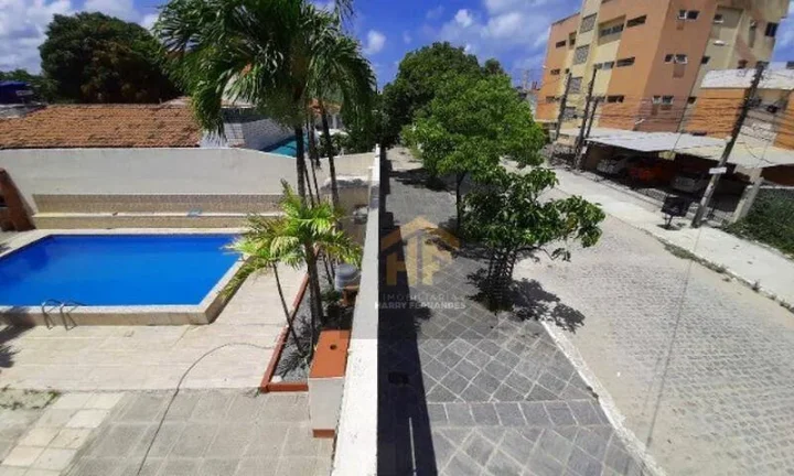 Imagem Casa com 08 quartos, localizada em Fragoso, Olinda - Pernambuco