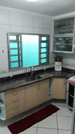 Imagem Casa à venda - Áre útil 210 m2 com 3 dormitórios sendo 1 suíte - 2 vagas - Bairro Cidade Jardim - Ju