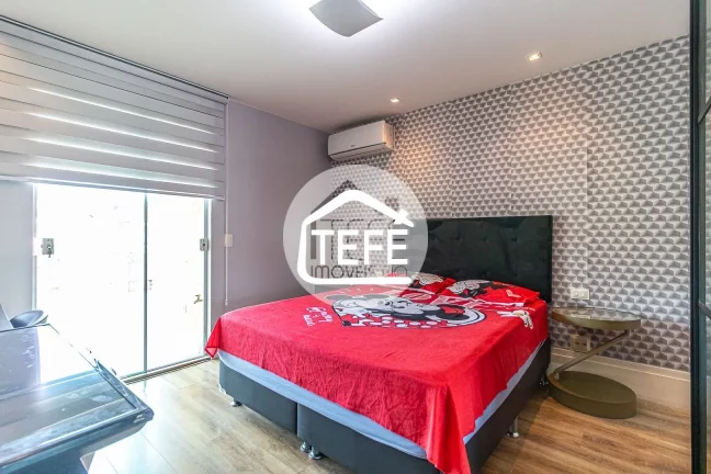 Imagem Casa com 415m² com 3 SUÍTES em Condomínio fechado no Recreio dos Bandeirantes