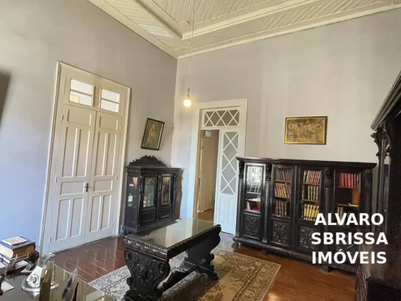 Imagem Imóvel histórico à venda no centro de Itu/SP, com grande potencial residencial ou comercial.