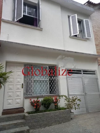 Imagem Sobrado à venda com 3 dormitórios e 2 vagas no bairro do Gonzaga em Santos por R$ 1.100.000,00