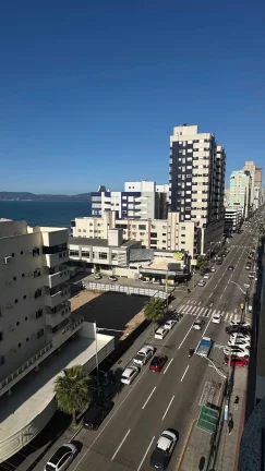 Imagem Apartamento com 3 dormitórios sendo 2 suítes e 1 vaga de garagem em Itapema/SC