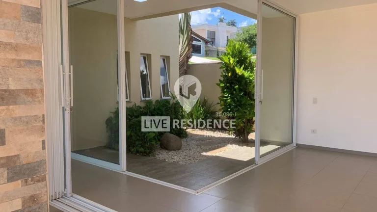 Imagem Casa de Luxo no Condomínio Sete Lagos em Itatiba com 4 Quartos e Lazer