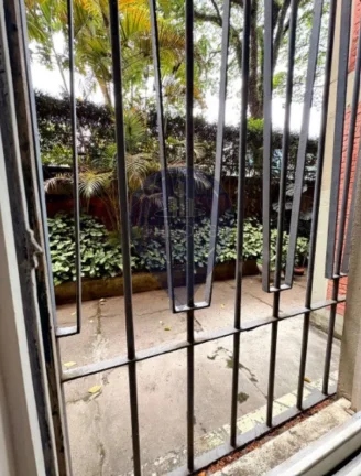 Imagem Apartamento à venda em São Paulo-SP, na Vila Mariana, com 4 quartos, 2 salas, 2 banheiros, 2 vagas e 98m². Venha conferir!