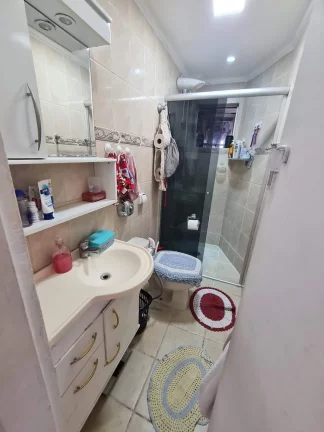 Imagem Ótima Localização - Apartamento Andar Baixo de 3 dormitórios (1 suíte) e 2 vagas na Vila Esperança a 3min do Metrô