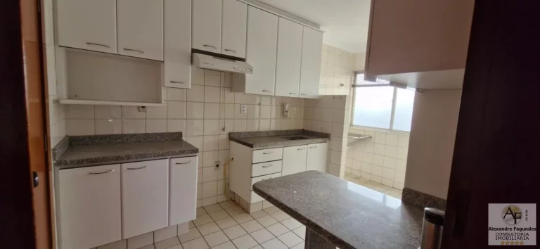 Imagem Apartamento para Venda em Goiânia, SETOR BUENO, 3 dormitórios, 1 suíte, 3 banheiros, 2 vagas