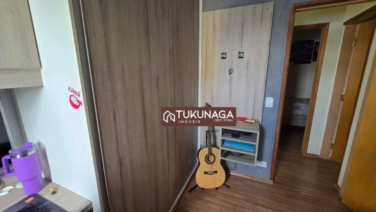 Imagem Apartamento 3 Quartos Com Móveis Planejados, Sacada De Vidro.