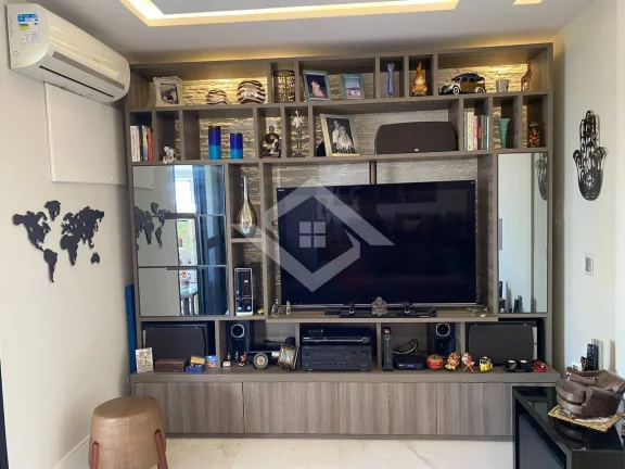 Imagem Apartamento no Waterways Barra da Tijuca: 2 Quartos, Reformado