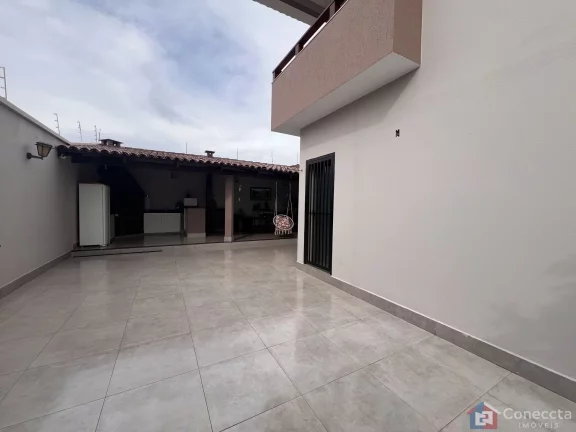 Imagem Sobrado à Venda no Alto Caiçaras – 4 Quartos, 2 Suítes e 380m² Construídos
