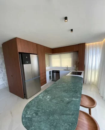 Imagem Apartamento semi mobiliado com 3 suítes e 2 vagas de garagem na Praia Brava em Itajaí