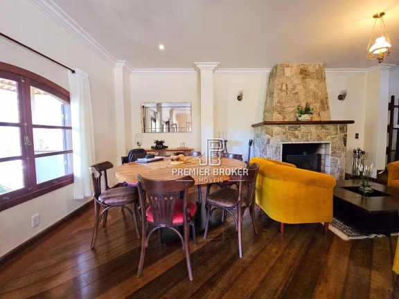 Imagem Casa à venda, 327 m² por R$ 1.550.000,00 - Albuquerque - Teresópolis/RJ
