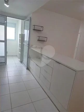 Imagem Apartamento à venda com 3 quartos, sendo 1 suíte, no condomínio One Brooklin, São Paulo - SP