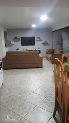 Imagem Maravilhosa casa assobradada com 3 suites e muito espaço para o conforto da sua familia