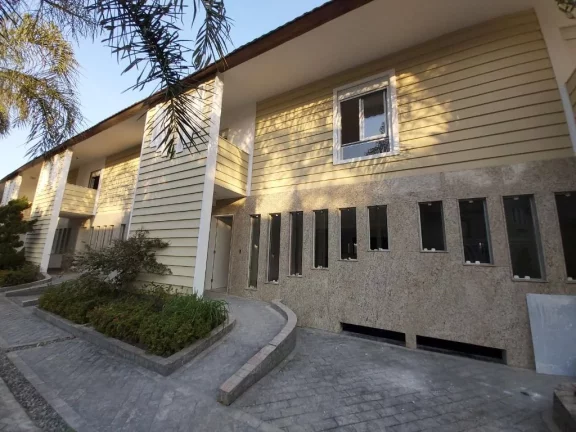 Imagem Sobrado com 3 dormitórios à venda, 142 m² por R$ 1.280.000,00 - Mirim - Praia Grande/SP
