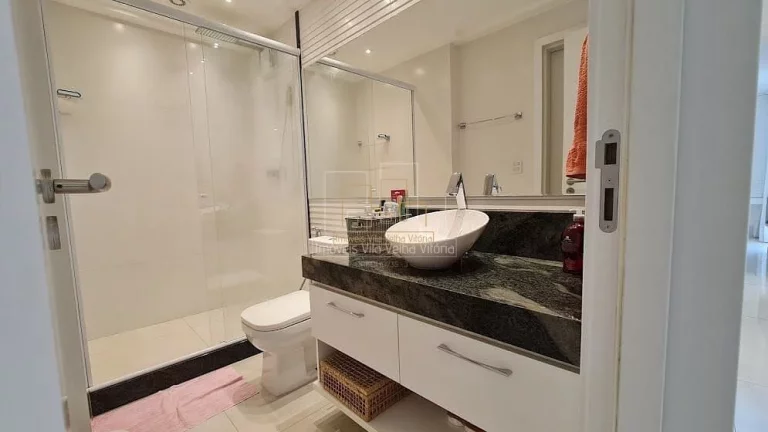 Imagem Apartamento com 4 quartos duas suítes ao lado do Extraplus e a 50 metros do mar