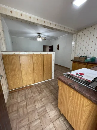 Imagem Sobrado com 174 m² 3 Dormitorios sendo 1 Suite 2 Vagas