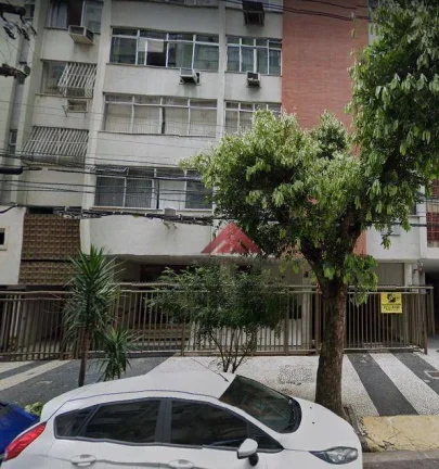 Imagem Oportunidade na quadra da praia