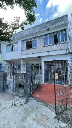 Imagem Casa na Avenida Desembargador Maynard, Bairro Cirurgia - 5 Quartos, 3 Suítes, Excelente Localização!