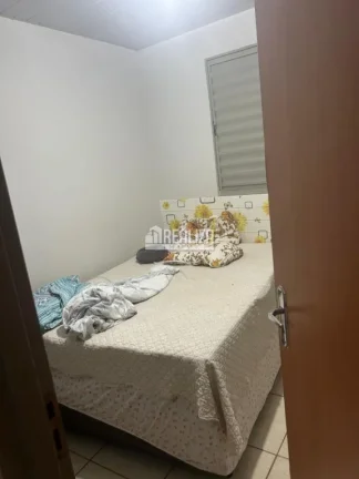 Imagem Casa de 2 Dormitórios no bairro Residencial Rio de Janeiro - Uberaba