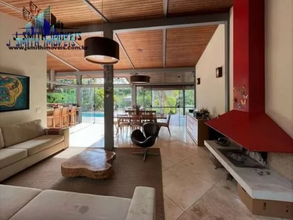 Imagem Casa LINDA TÉRREA! Impecável. Elementos rústicos! 3 suítes. Terreno 2.500m²