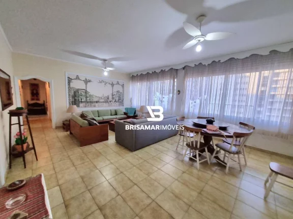 Imagem PITANGUEIRAS- UMA QUADRA DO MAR , AMPLO APARTAMENTO , GARAGEM DEMARCADA NO PRÉDIO.