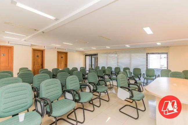 Imagem Conjunto de 45m² com vista para a Carlos Gomes