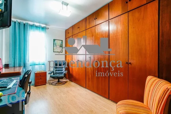 Imagem Apartamento em Pinheiros com 3 quartos (1 suí­te) e 1 vaga, 111m².