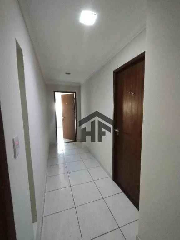 Sala Comercial para Alugar, 38 m² em Encruzilhada - Recife