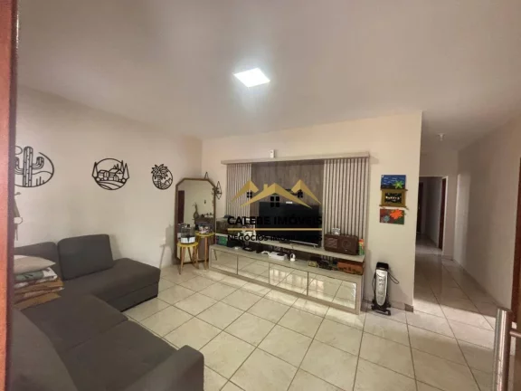 Imagem Chácara com 4 dormitórios à venda, 3366 m² por R$ 800.000,00 - Vale dos Lagos - Tatuí/SP