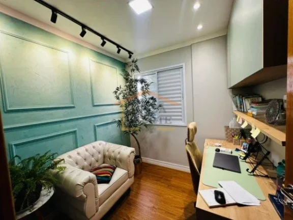 Imagem Casa em condomínio com 2 dormitórios, sendo 1 com closet, sala integrada à cozinha americana, esc...
