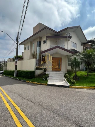 Imagem Casa Sobrado, 3 dormitórios ( 3 suítes), 4 vagas, Villa Branca I - Jacareí.