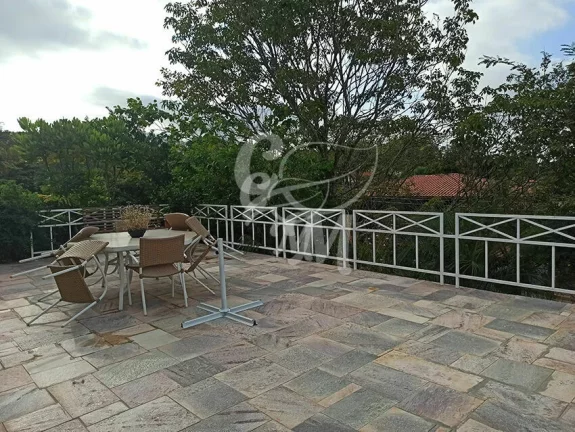 Imagem Linda Casa com Piscina