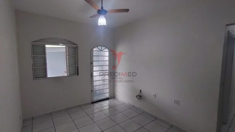 Imagem Casa no Beira Rio com 3 quartos, sala de estar, sala de jantar, cozinha, banheiro social, ...aacute;...
