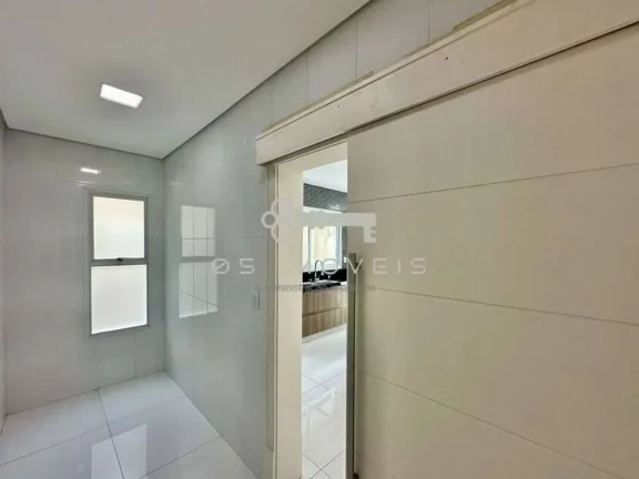 Imagem Casa Neoclássica Granja Viana: 4suítes, piscina, gourmet! Cond São Paulo II