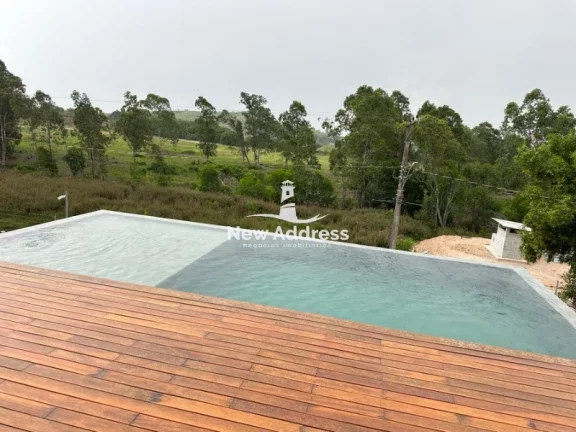 Imagem Belíssima casa triplex de alto padrão no Riviera Park