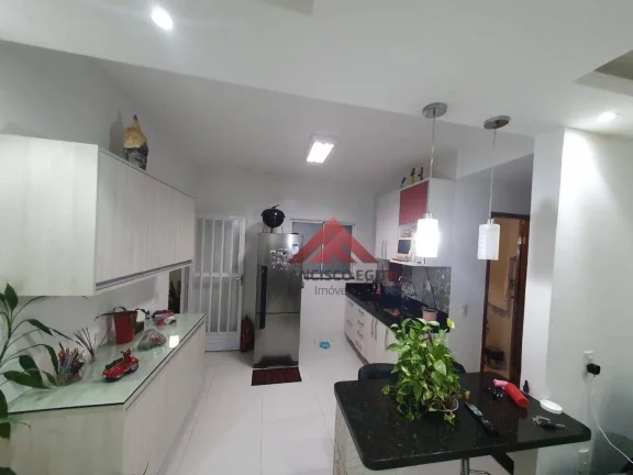 Imagem Casa com 3 dormitórios à venda, 160 m² por R$ 420.000,00 - Venda da Cruz - São Gonçalo/RJ