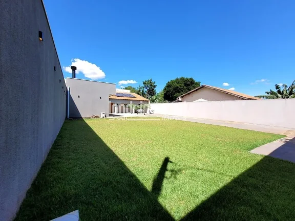 Imagem Casa no Granville Parque Residencial: 2 quartos, 2 banheiros, 6 vagas, 170m², terreno de 525m², piscina, área gourmet e acabamento de qualidade.