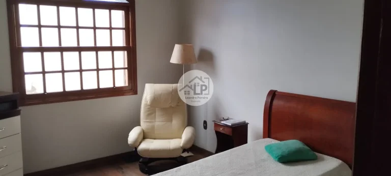 Imagem Vende-se casa no bairro Niterói em Volta Redonda