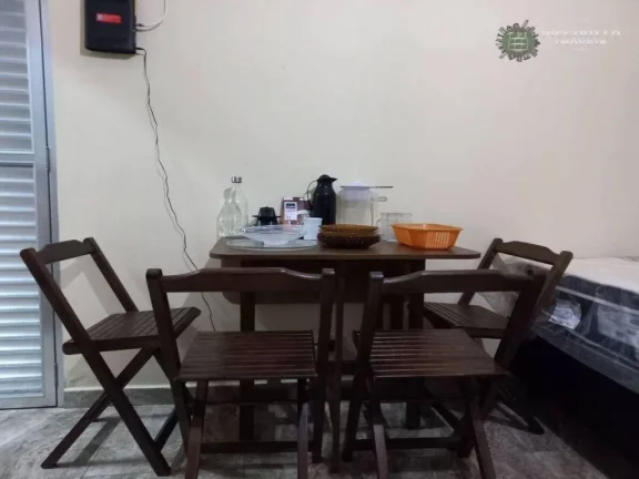 Imagem Kitnet com 1 dormitório à venda, 29 m² por R$ 220.000,00 - Boqueirão - Praia Grande/SP