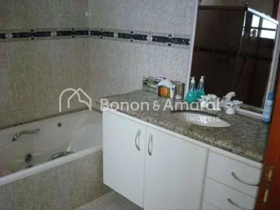 Imagem Casa de Condomínio com 554 m² e 4 Quartos