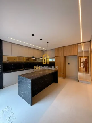 Imagem Casa com 3 quartos no Setor Três Marias, em terreno com 300m² com 195m² de área construída poss...