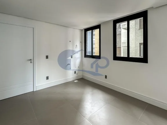 Imagem Apartamento á venda com 2 suítes no Predial em Torres/RS