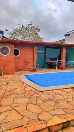 Imagem OPORTUNIDADE CASA COM PISCINA E EDICULA.